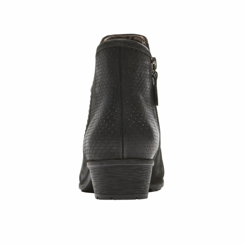 Cobb Hill GRATASHA PANEL BT BLACK/NUBUCK sold by Rockport product image thumbnail 4