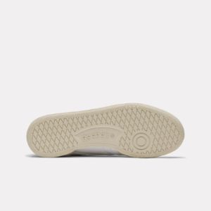 Reebok Footwear Women 100074232 FTWWHT/PAPWHT/VINGRE sold by Rockport