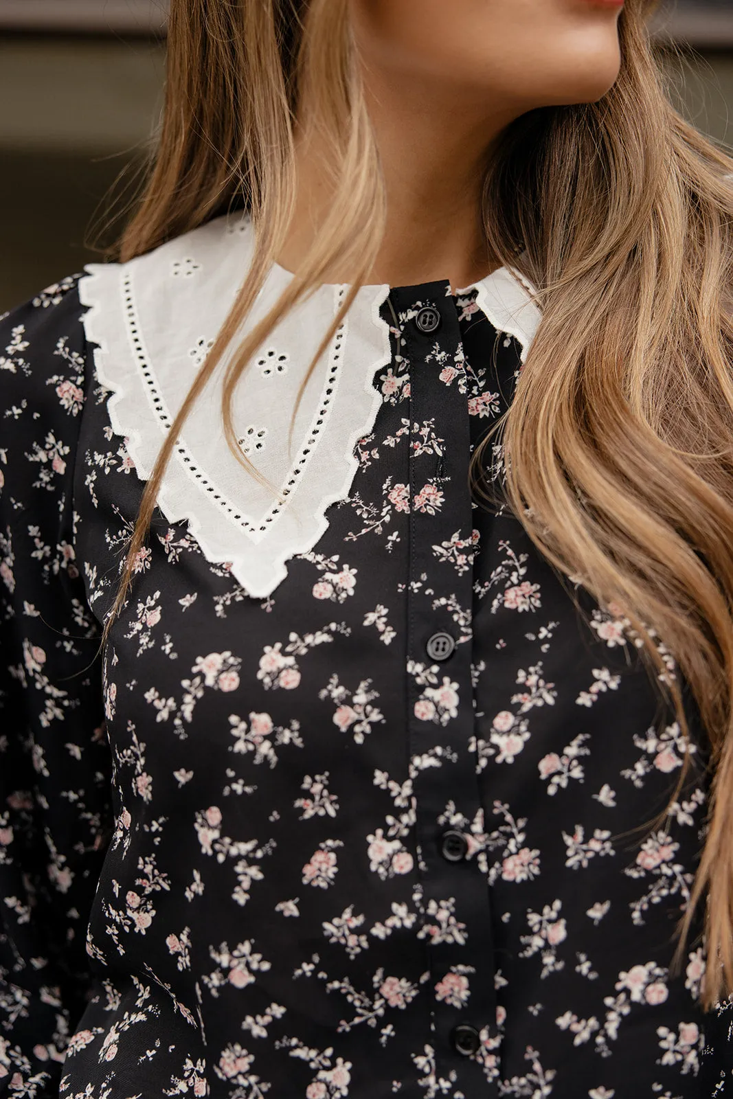Blackberry Lace Collar Blouse sold by Roolee product image thumbnail 2