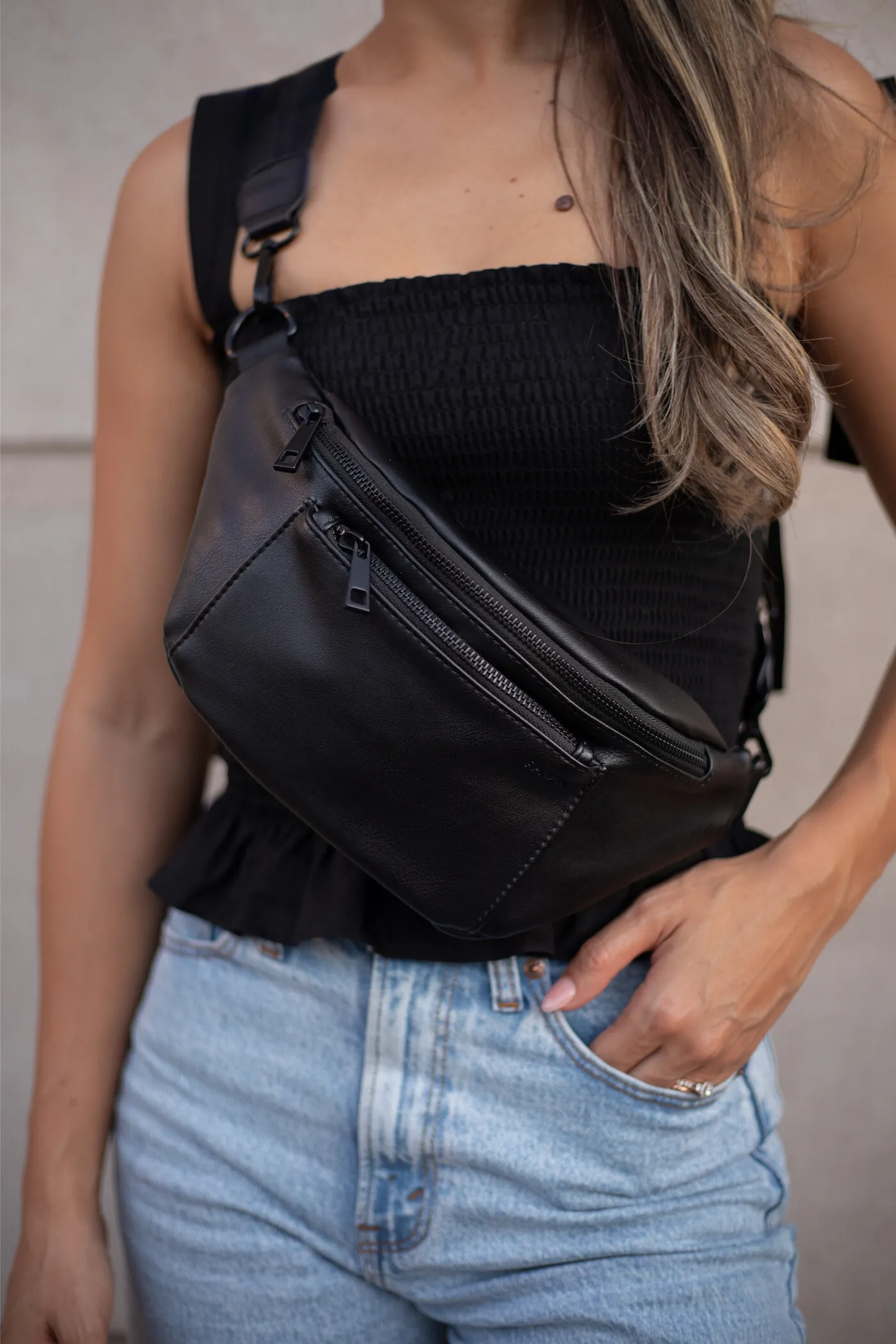 The Fawny Pack - Black / Black sold by Roolee product image thumbnail 5
