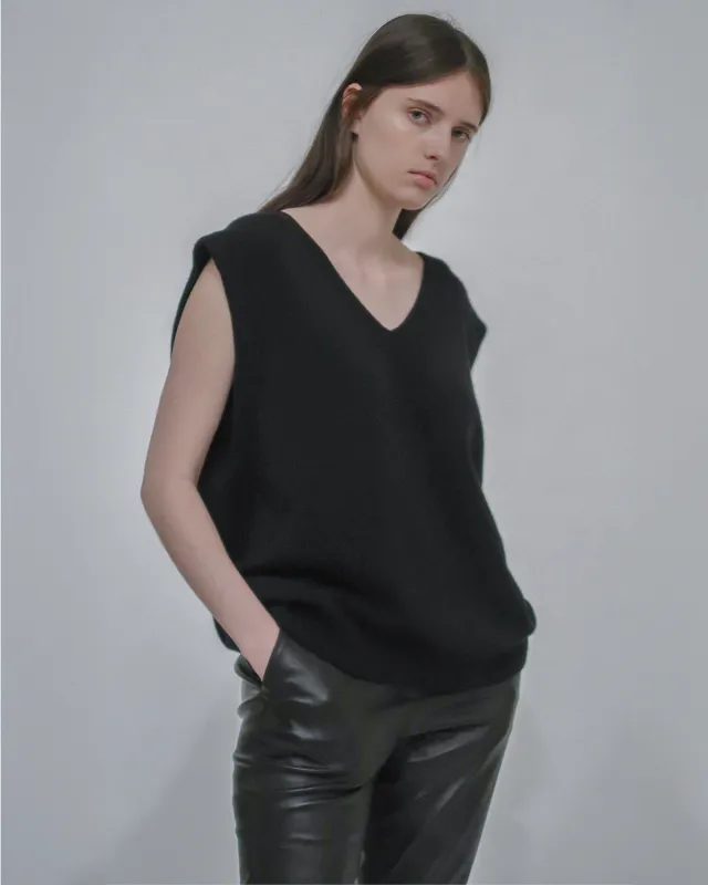 OVERSIZED SWEATER VEST sold by Rosetta Getty