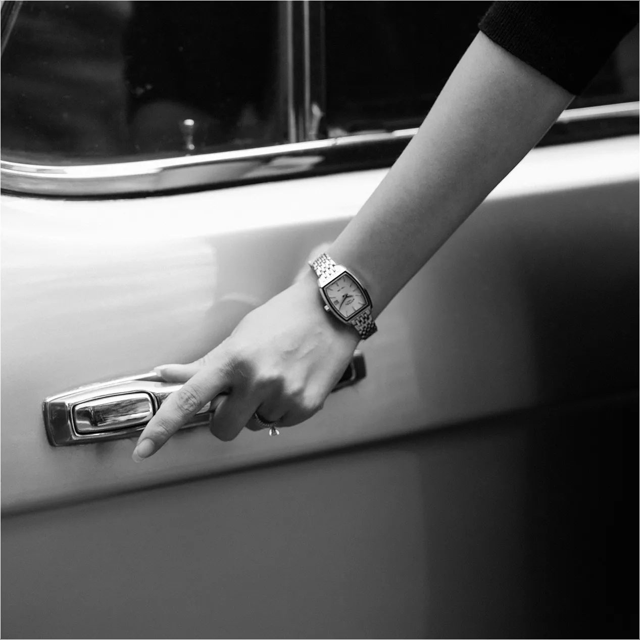 EX-SAMPLE - Rotary Ultra Slim Tonneau Watch - LB08015/90 sold by Rotary Watches product image thumbnail 4