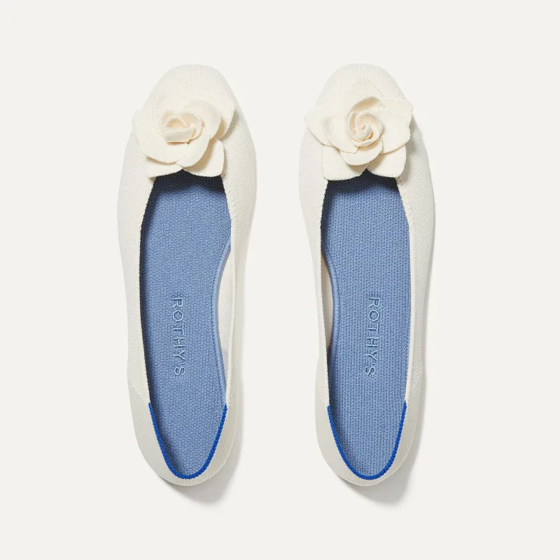 The Petal Square - Love Bird sold by Rothy's