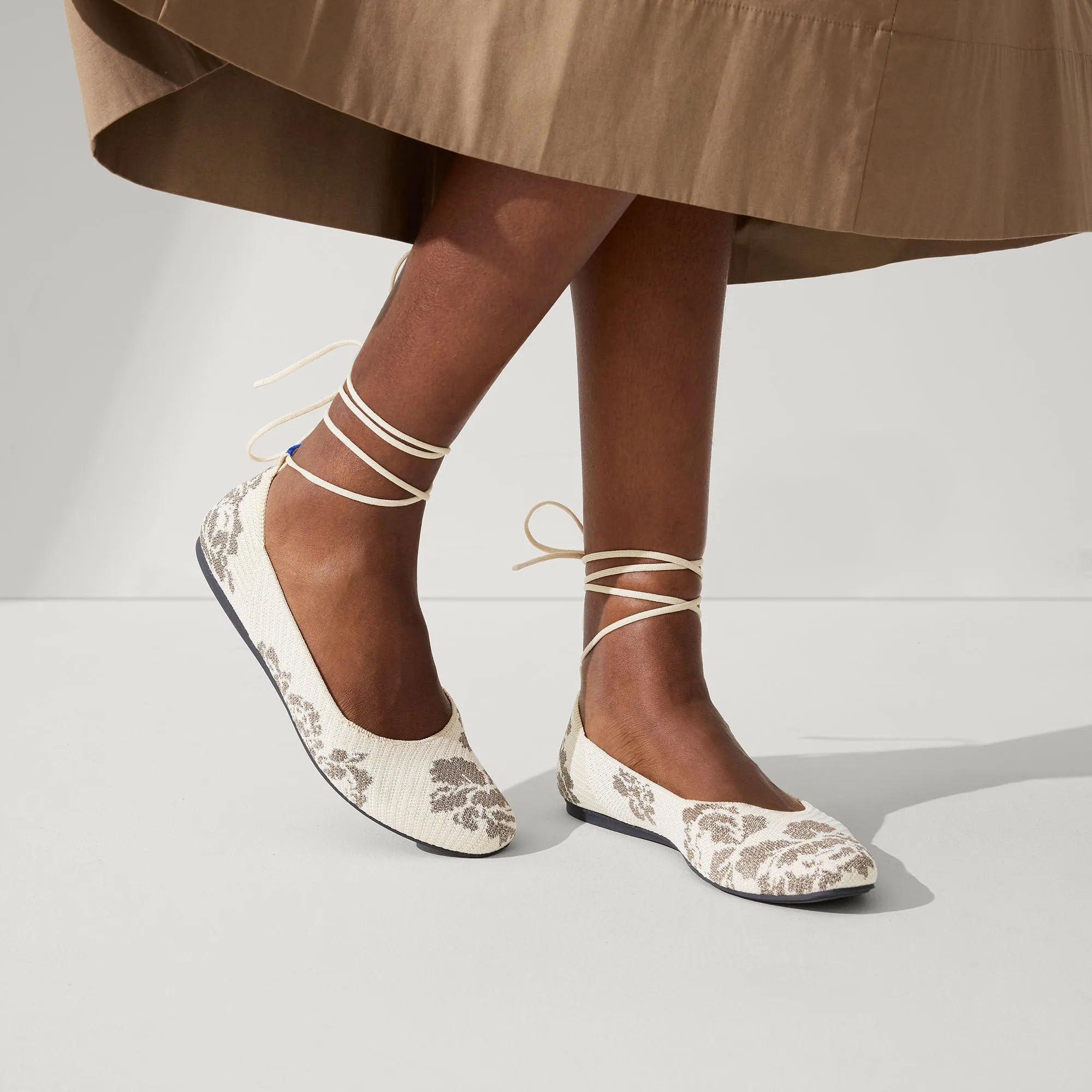 The Square Wrap - Burnished Pearl sold by Rothy's product image thumbnail 2