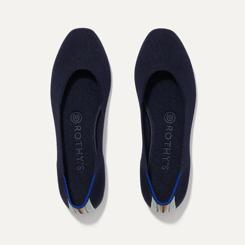 The Square sold by Rothy's