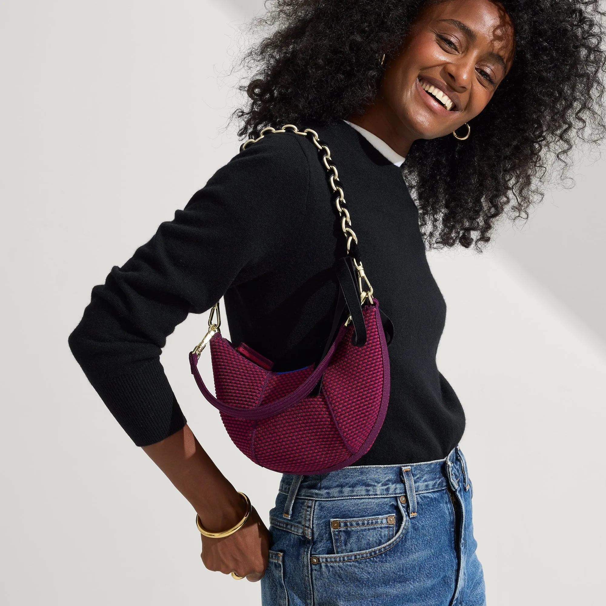 The Shoulder Strap - Velvet Black Chain sold by Rothy's product image thumbnail 5