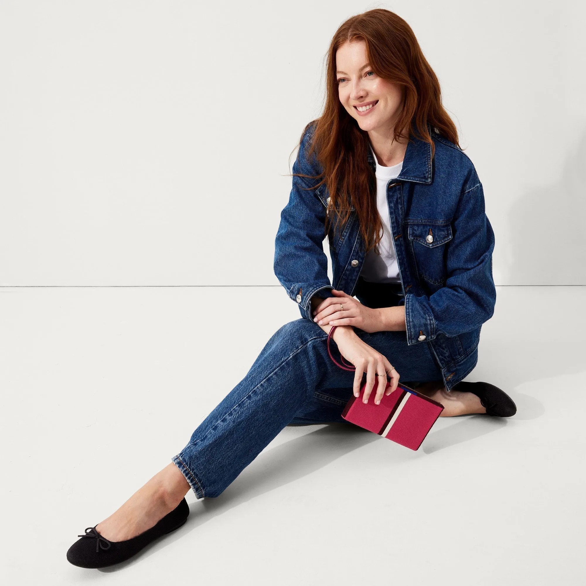 The Wallet Wristlet - Perfect Pink sold by Rothy's product image thumbnail 4