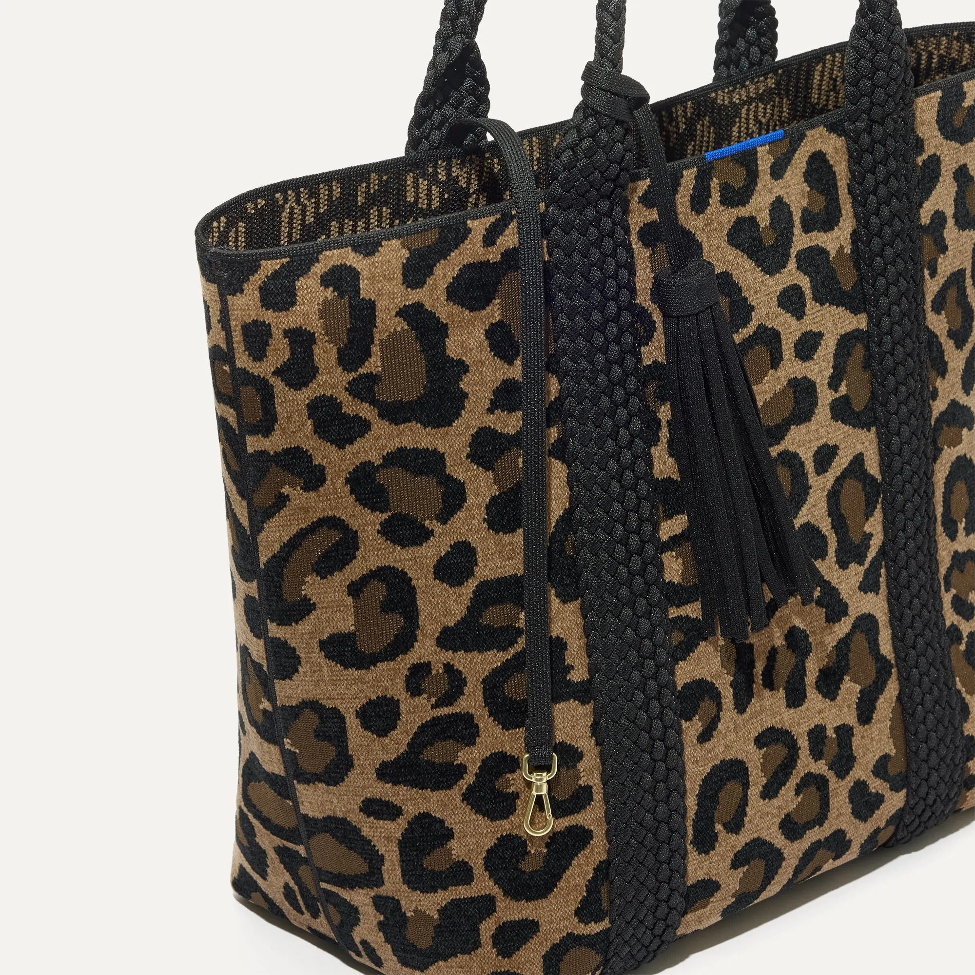 The Lightweight Tote - ReVelvet™ Cat sold by Rothy's product image thumbnail 5