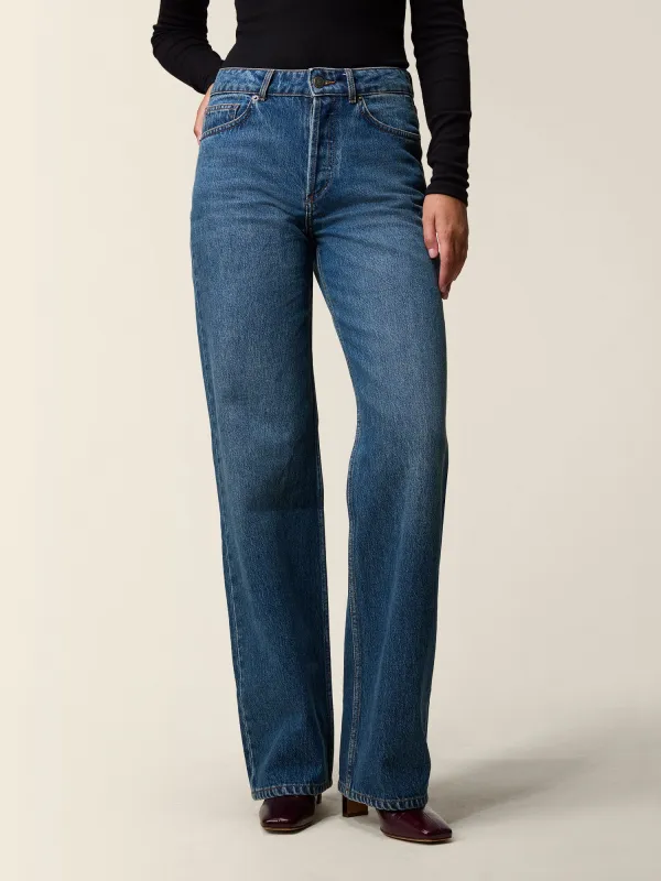 ANVERS jeans sold by Rouje