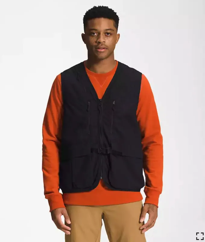 The North Face M66 Utility Gillet Black sold by Roulette
