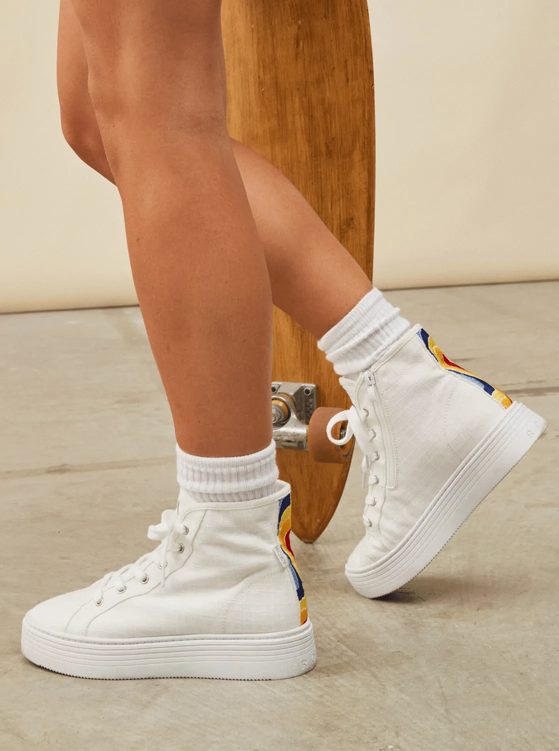 Sheilahh 2.0 Mid-Top Shoes - White sold by Roxy product image thumbnail 2