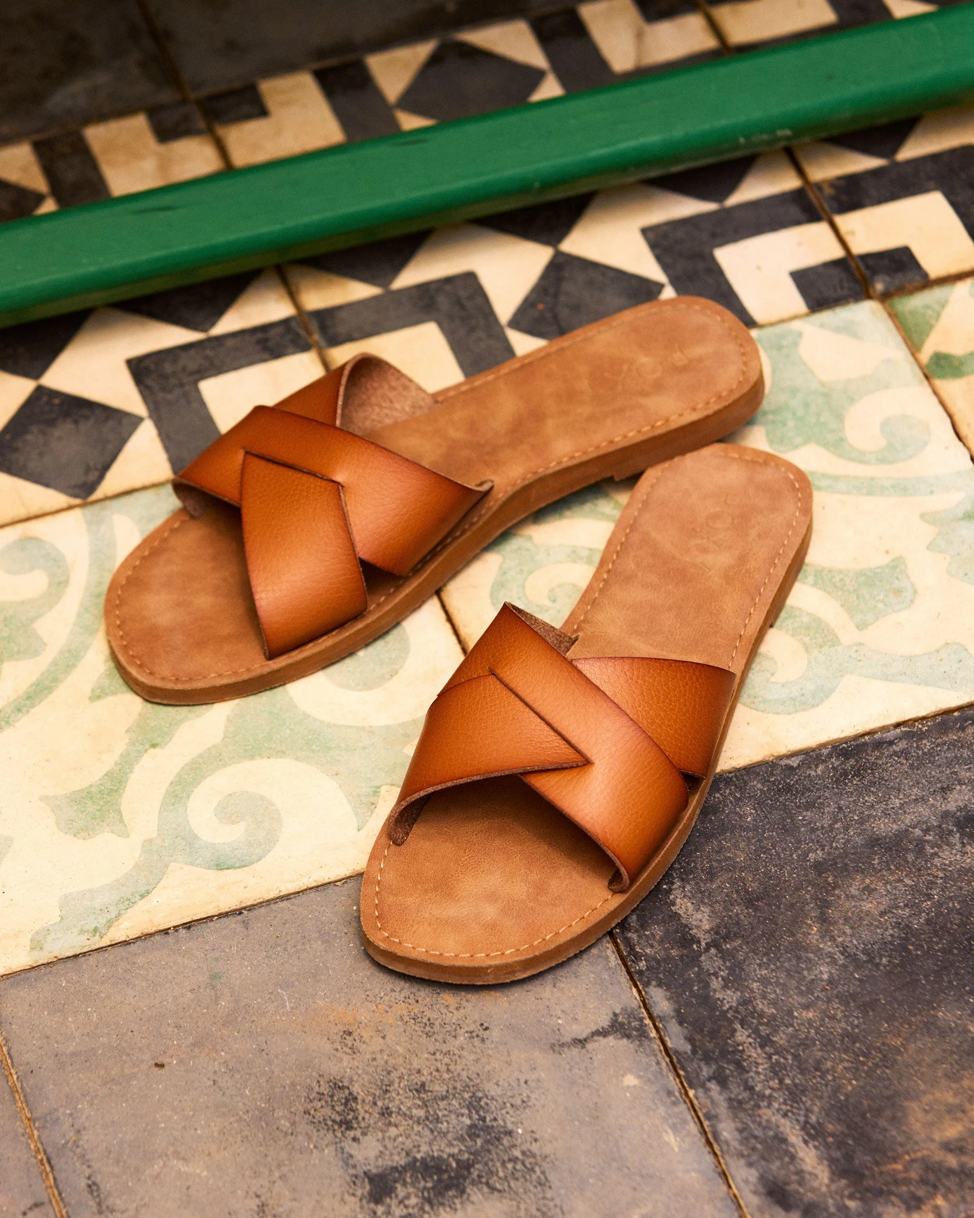 Andreya Sandals - Tan sold by Roxy