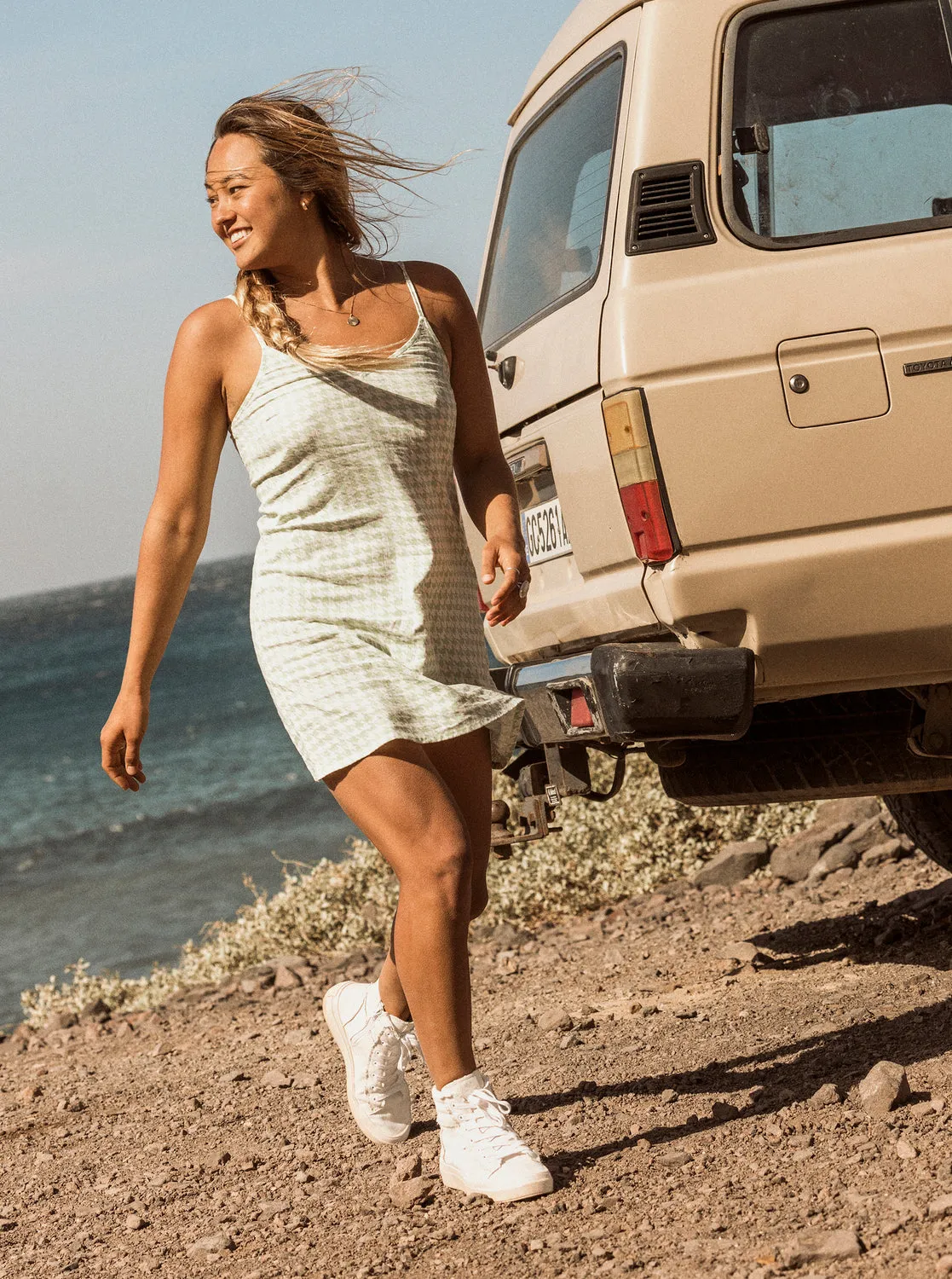 Roxy Rae Mid-Top Shoes - White sold by Roxy product image thumbnail 4