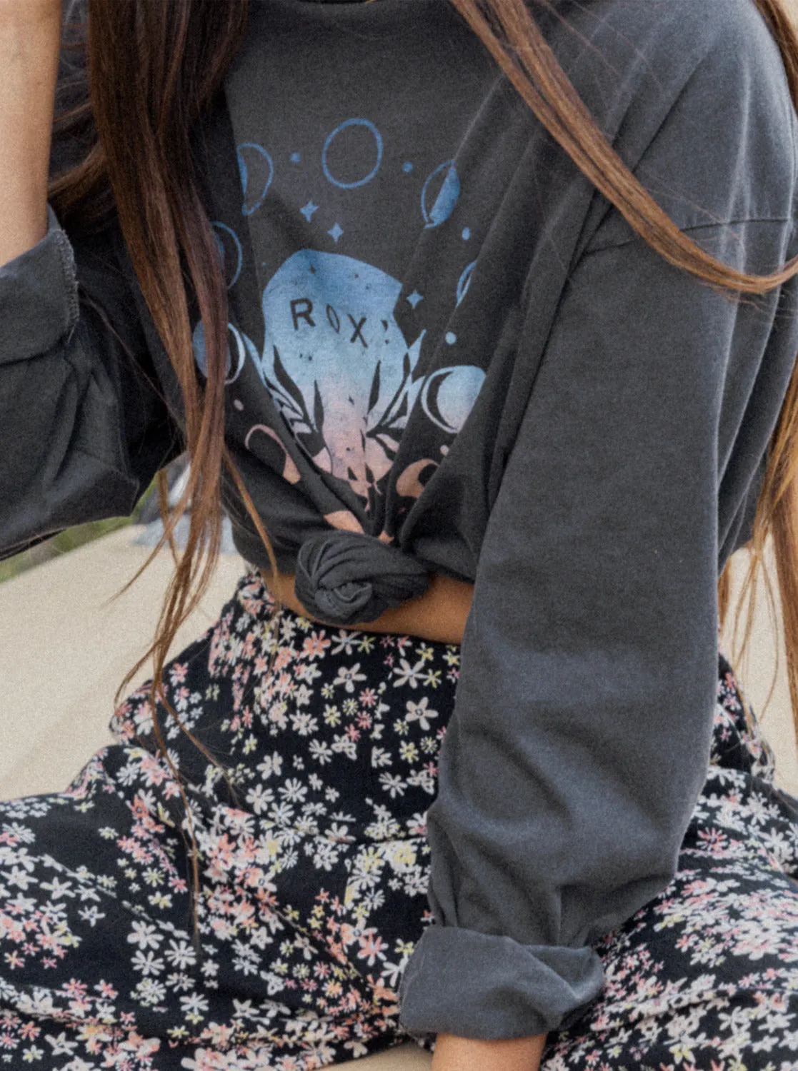 Moon Stars Oversized Graphic Long Sleeve T-Shirt - Anthracite sold by Roxy