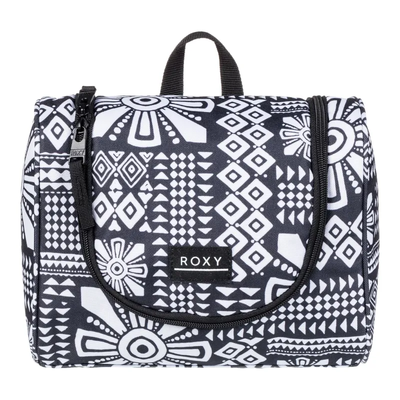 Travel Dance Toilerty Bag made by Roxy