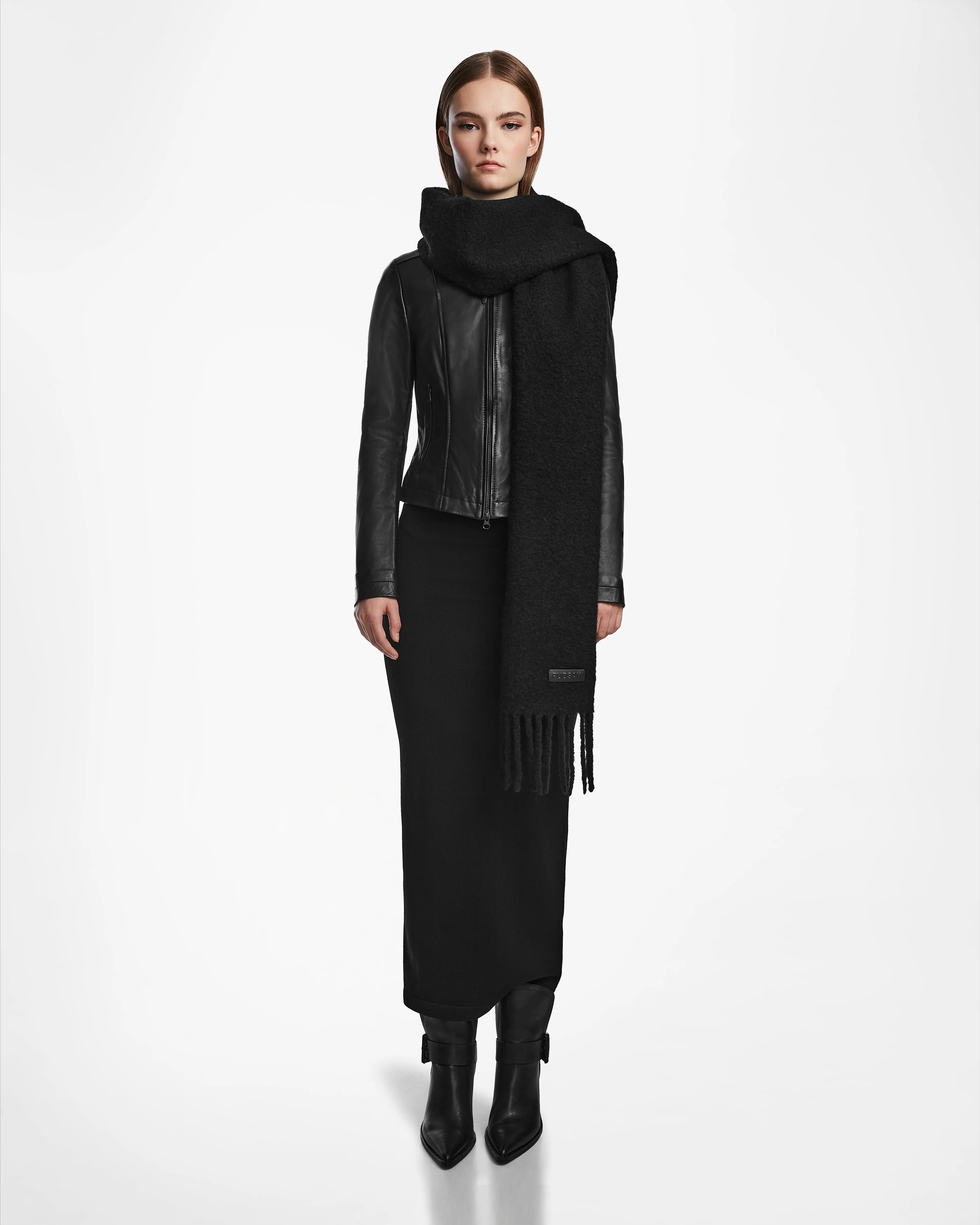 HAILEE - 9424507 Black sold by RUDSAK