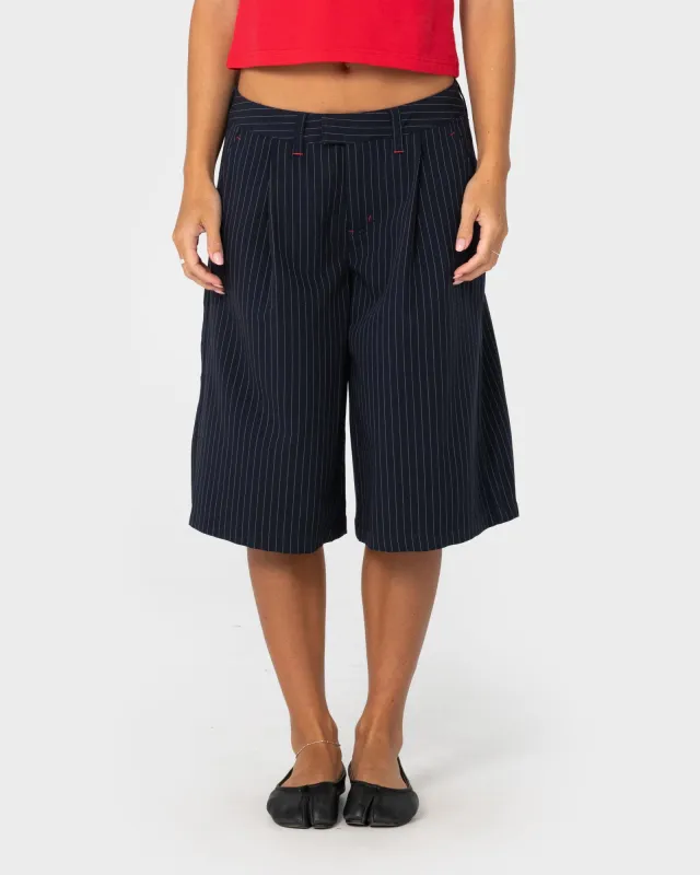 Big Bad Finance Mommy Low Rise Short made by Rusty