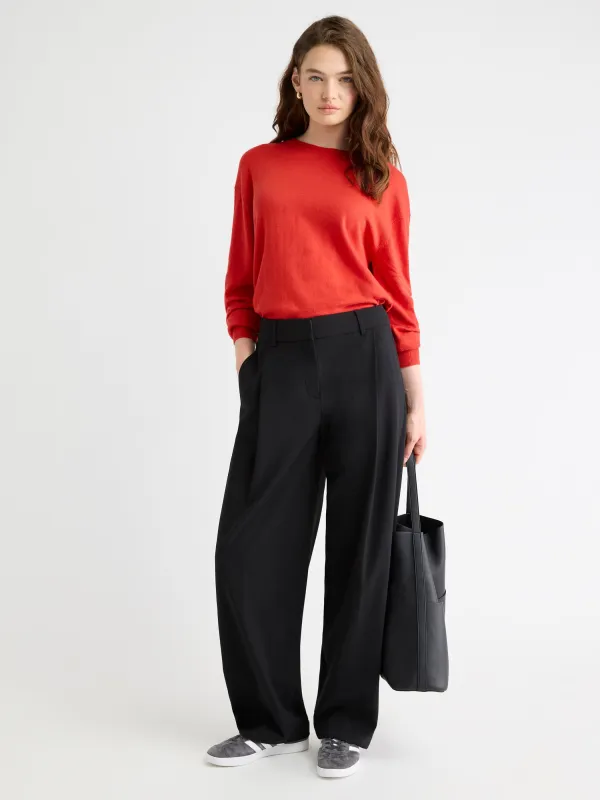 Twill High-Rise Barrel Pant made by RW&CO.