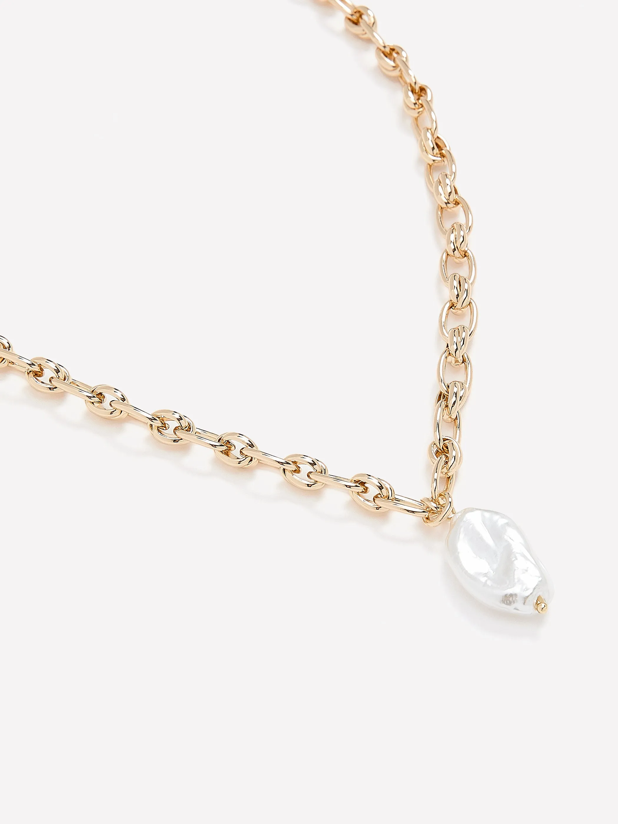 Chunky Link Necklace with Freshwater Pearl Pendant sold by RW&CO. product image thumbnail 2