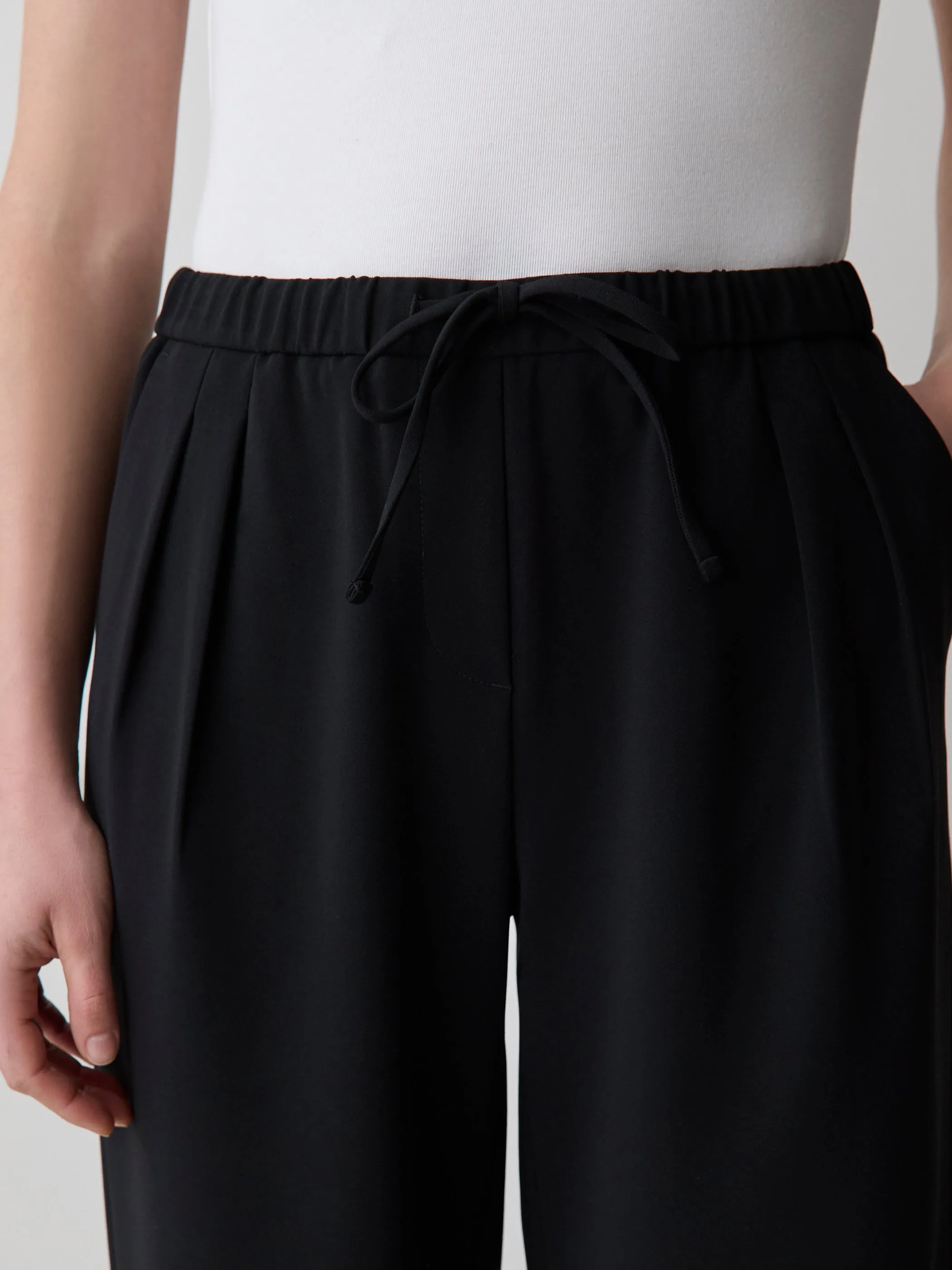 Pull-On Mid-Rise Wide-Leg Pant sold by RW&CO. product image thumbnail 4