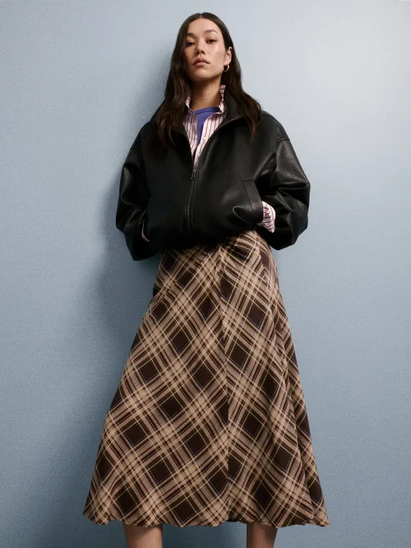 High-Rise A-Line Midi Skirt with Cinched Knotted Detail made by RW&CO.