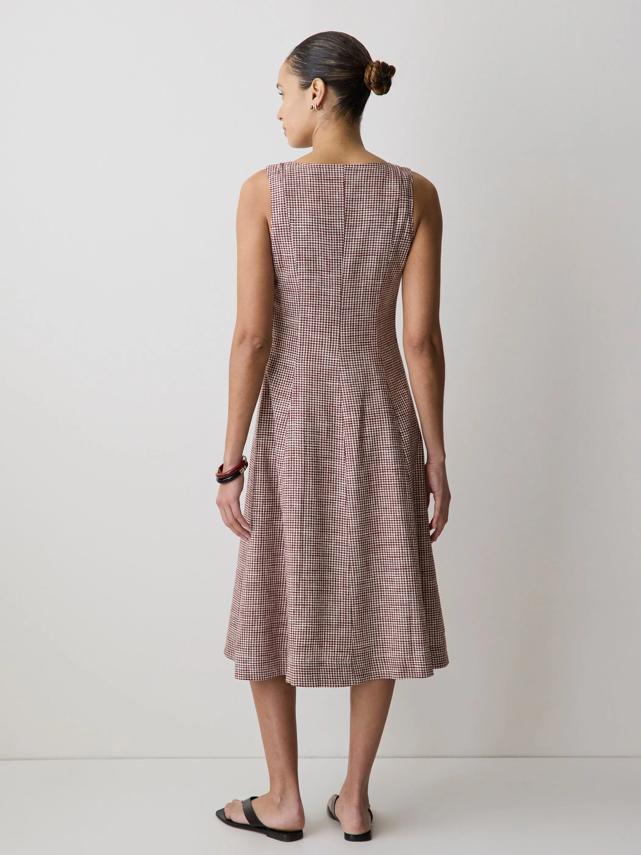 Sleeveless Crew-Neck Linen-Blend Midi Dress sold by RW&CO. product image thumbnail 3