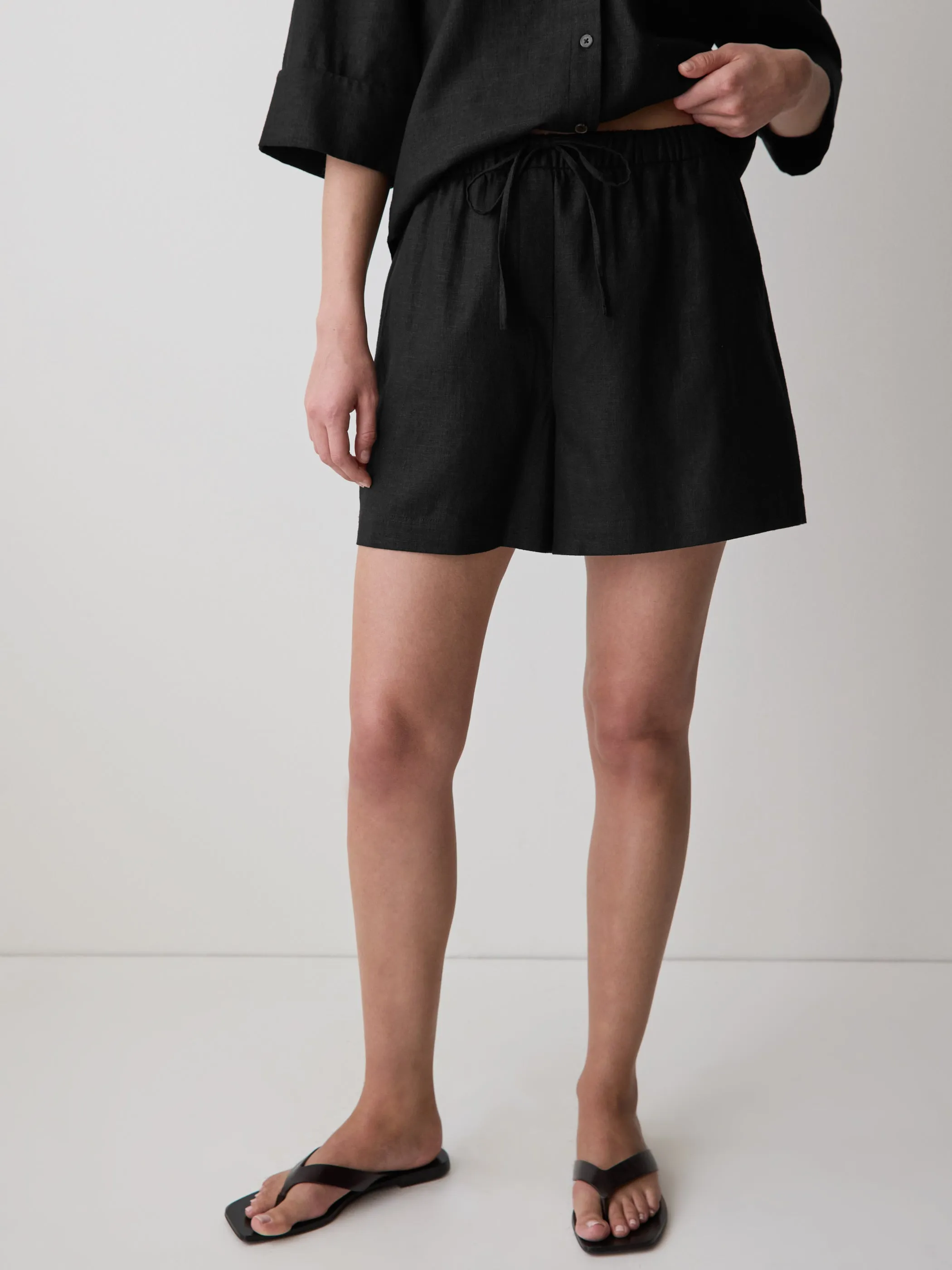 Linen-Blend Mid-Rise Pull-On Short sold by RW&CO.