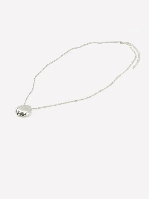 Long Necklace with Shell Pendant made by RW&CO.