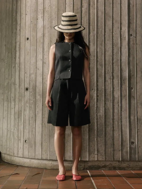 Linen-Blend Sleeveless Vest made by RW&CO.