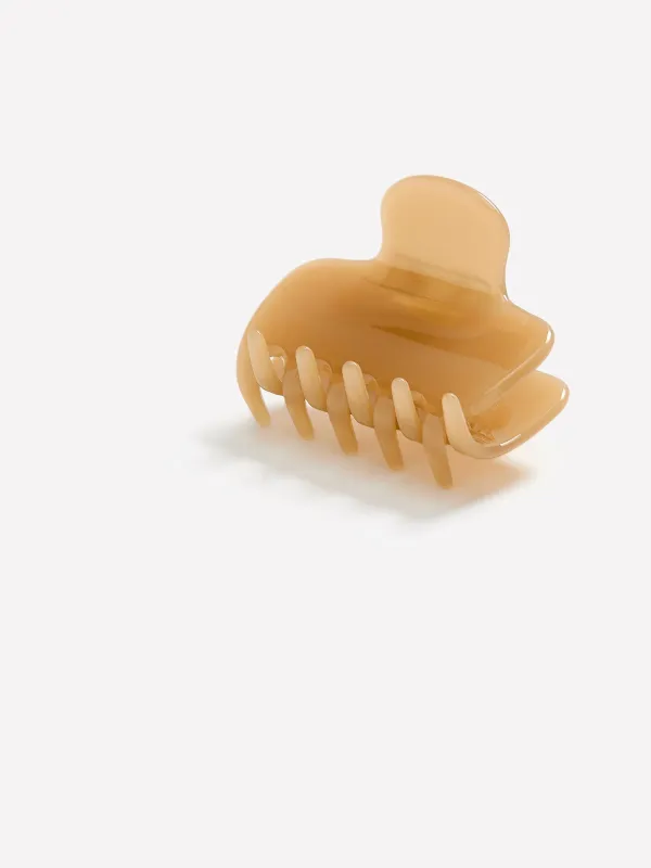 Acrylic Hair Gripper made by RW&CO.