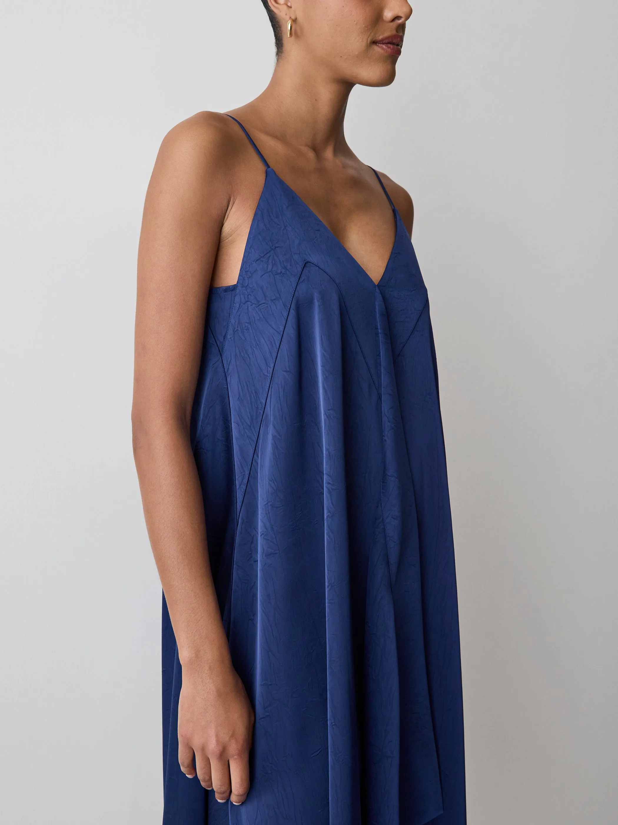 Sleeveless V-Neck Midi Dress sold by RW&CO. product image thumbnail 4