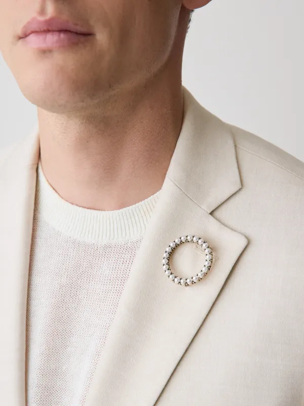 Round Broach with Pearls made by RW&CO.