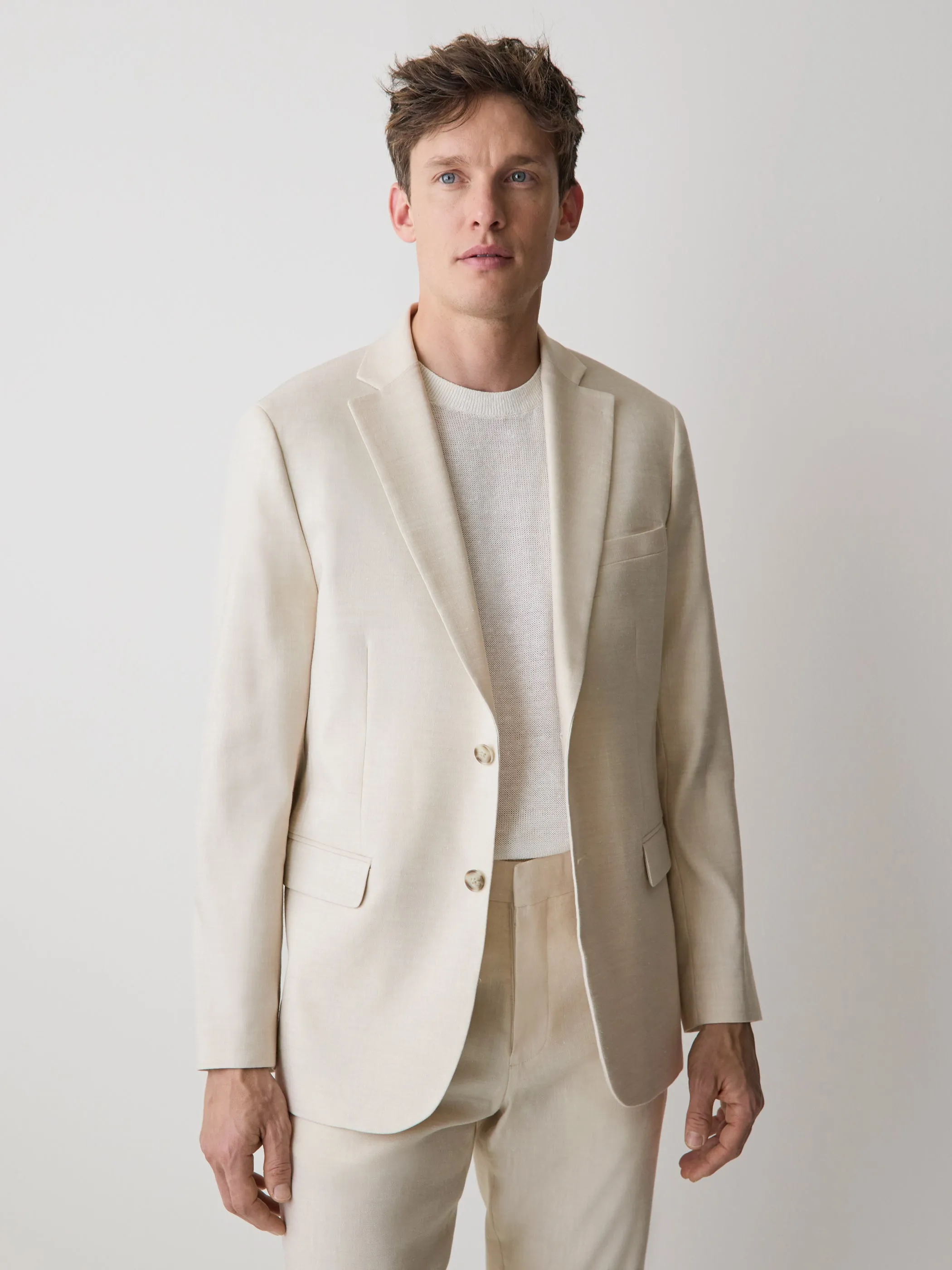 Tailored Fit Stretch Linen Suit Blazer sold by RW&CO. product image thumbnail 2