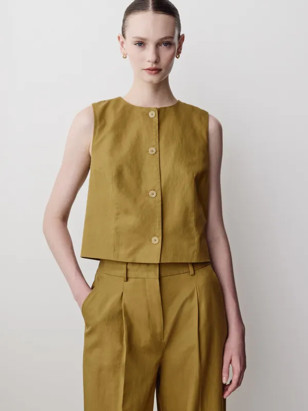 Linen-Blend Sleeveless Vest made by RW&CO.