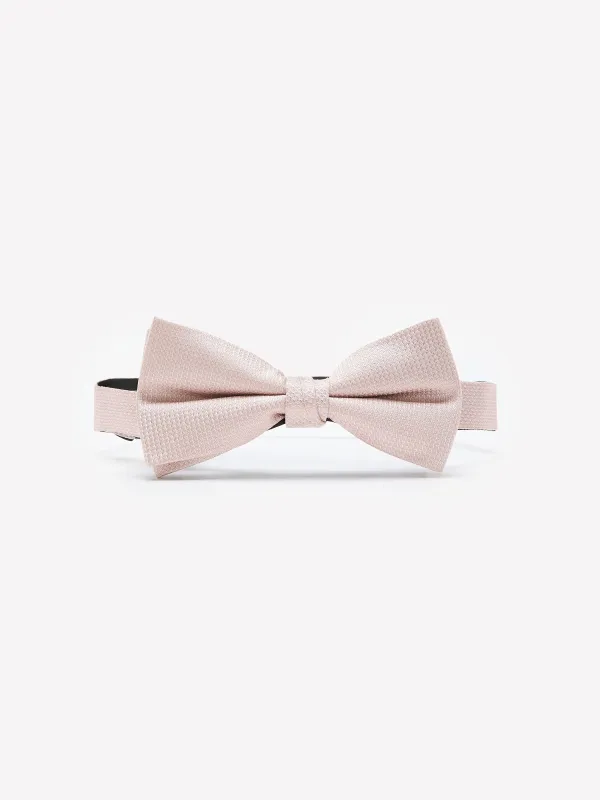 Textured Bow Tie made by RW&CO.