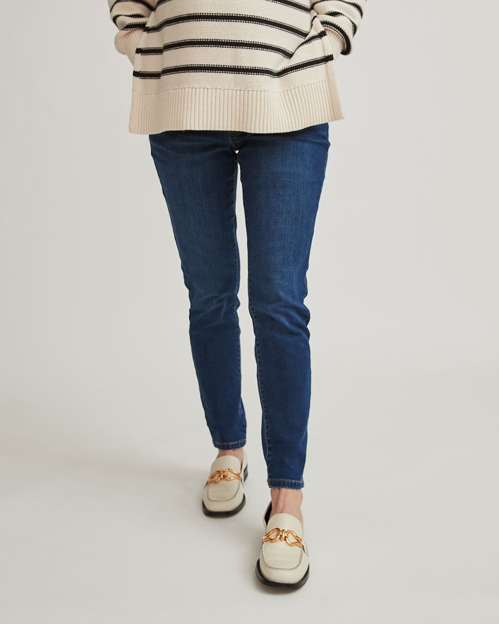 Medium Wash Natalie Jegging - Thyme Maternity sold by RW&CO.