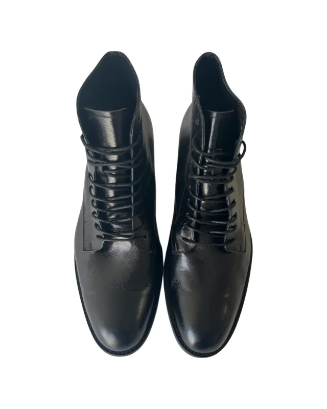 LEATHER LACE UP BOOT SIZE 40, 41 sold by Ryan Roche
