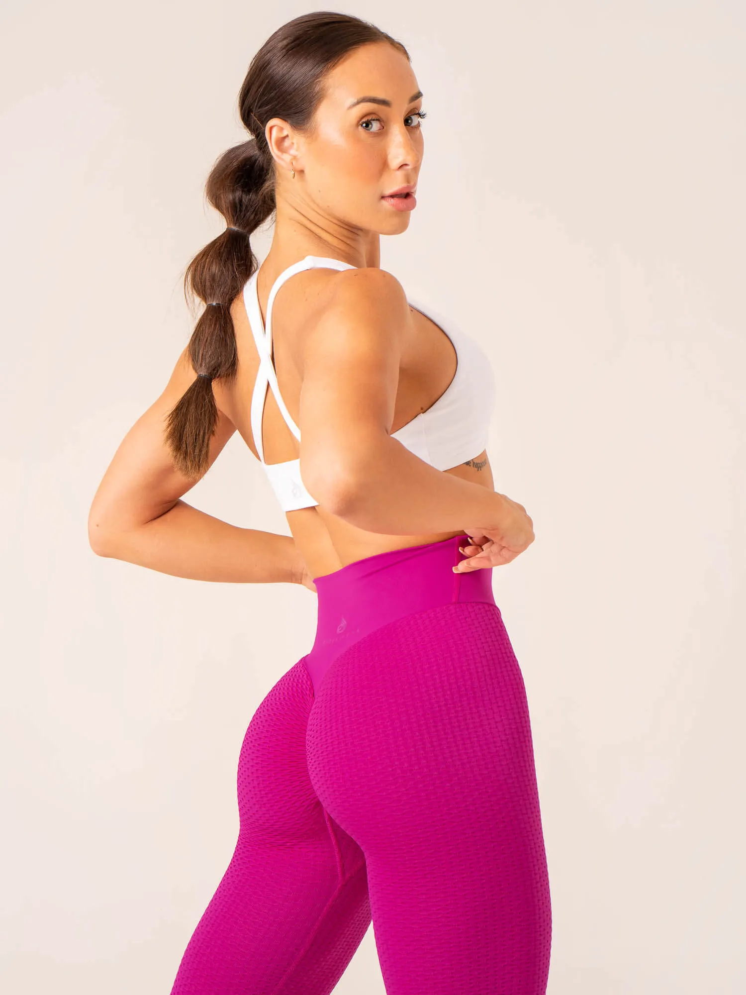 Honeycomb Scrunch Seamless Leggings - Fuchsia sold by Ryderwear