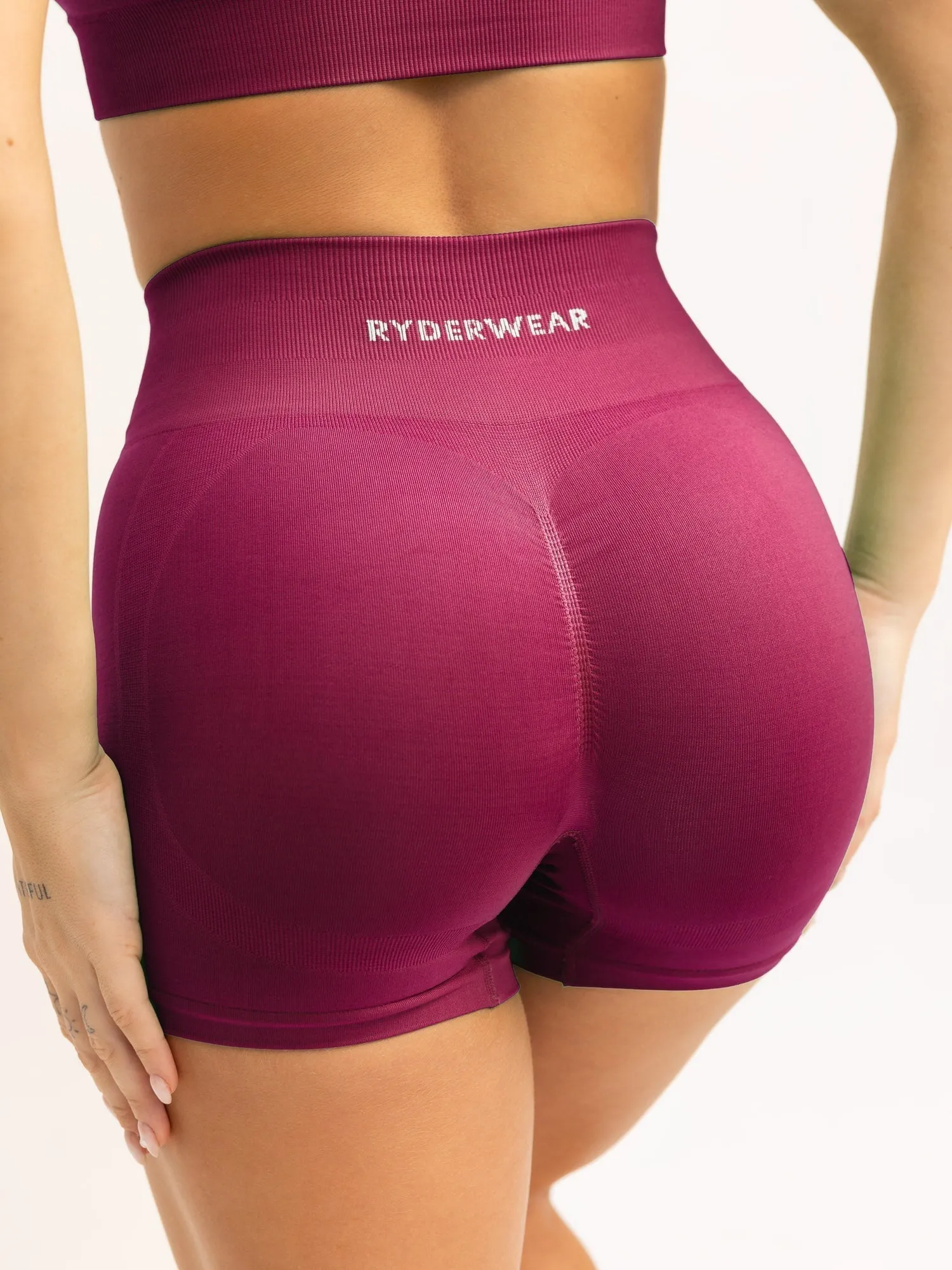 Lift 2.0 BBL Seamless Shorts - Berry sold by Ryderwear product image thumbnail 4