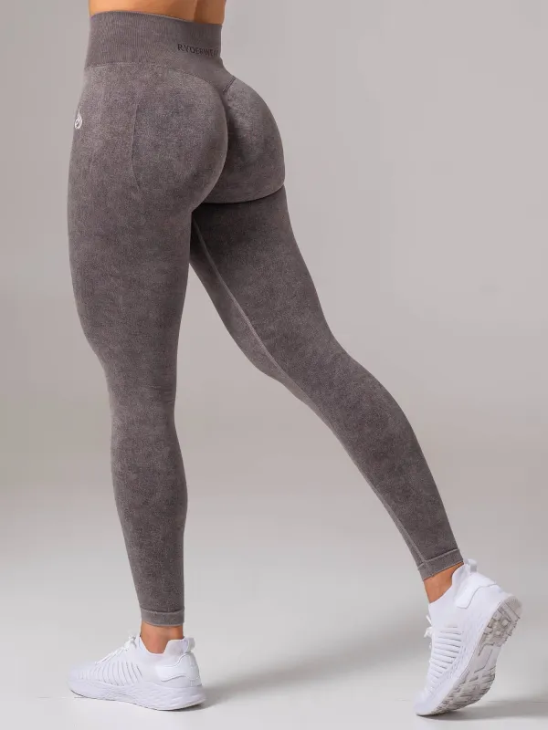 Stonewash Seamless Invisible Scrunch Leggings - Cocoa made by Ryderwear
