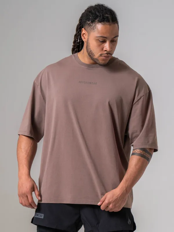 Pursuit Oversized T-shirt - Deep Taupe made by Ryderwear