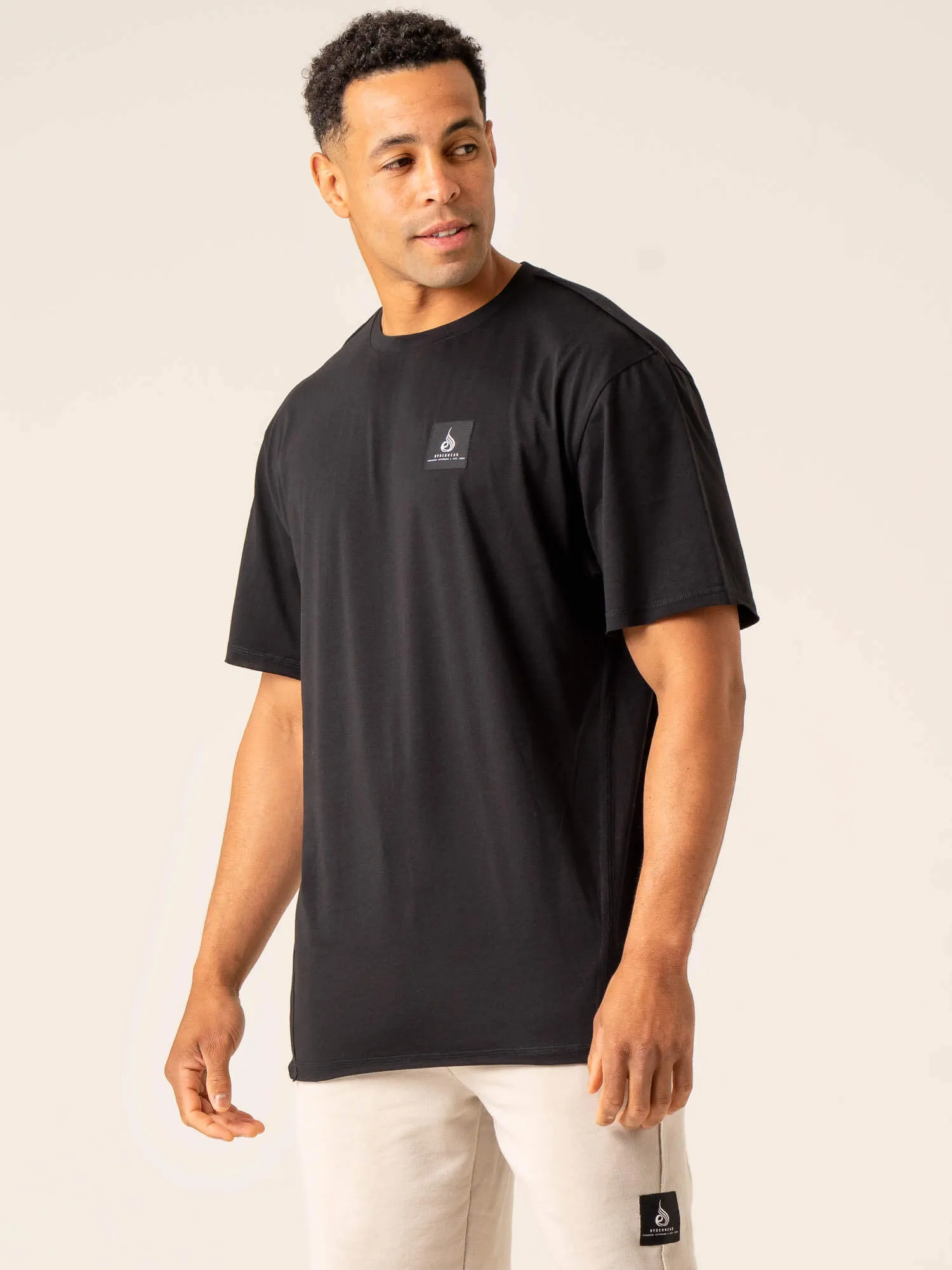 Dynamic Oversized T-Shirt - Black sold by Ryderwear product image thumbnail 4