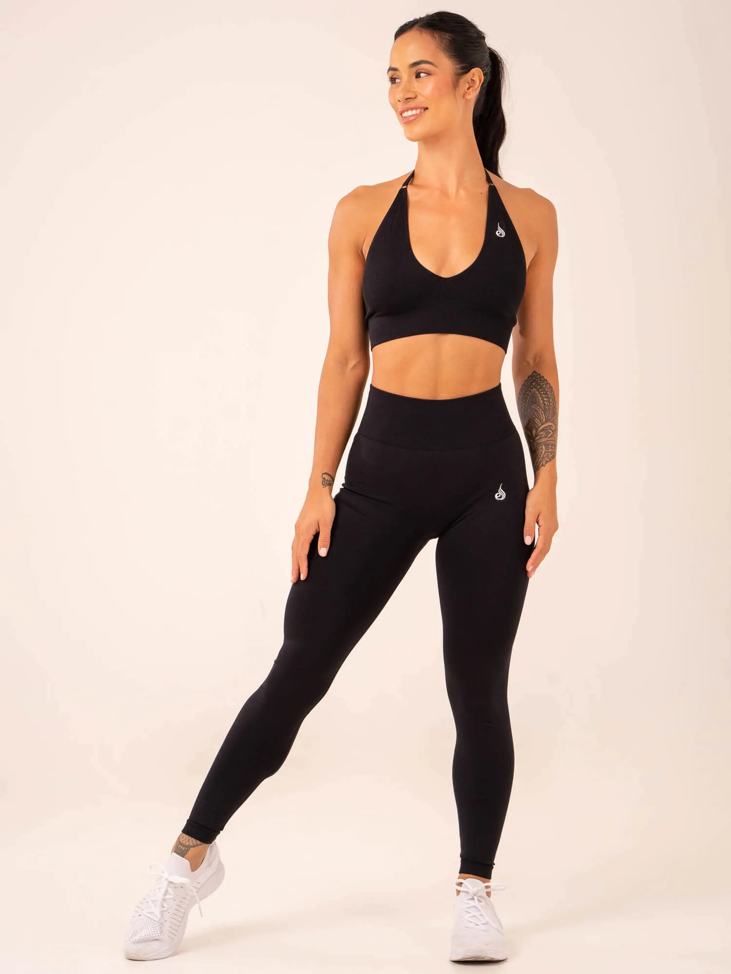 Lift Scrunch Seamless Leggings - Black sold by Ryderwear product image thumbnail 4