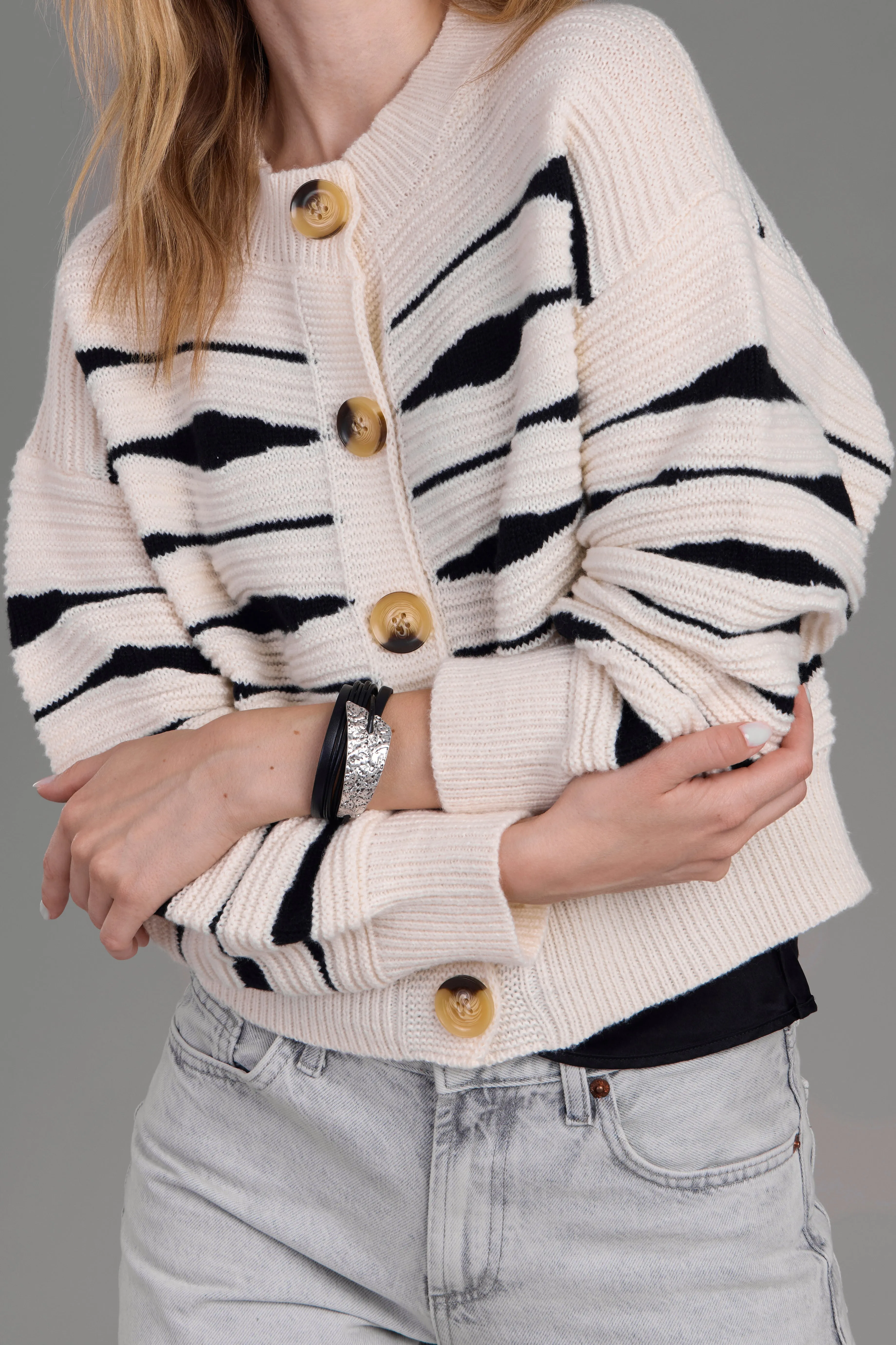 Zebra Buttoned Knit Cardigan sold by SAACHI product image thumbnail 3