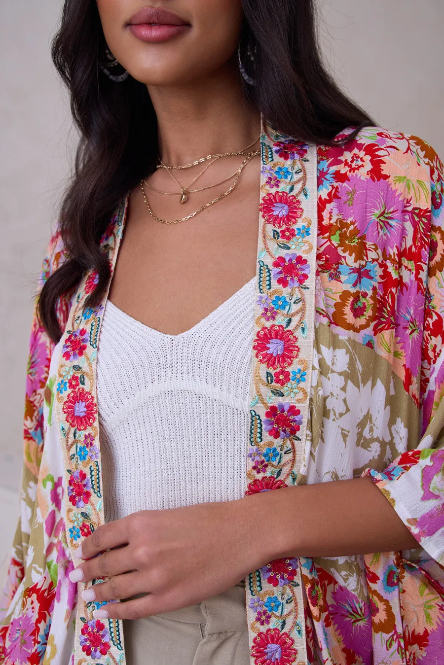 Lace Embroidered Floral Kimono sold by SAACHI product image thumbnail 2