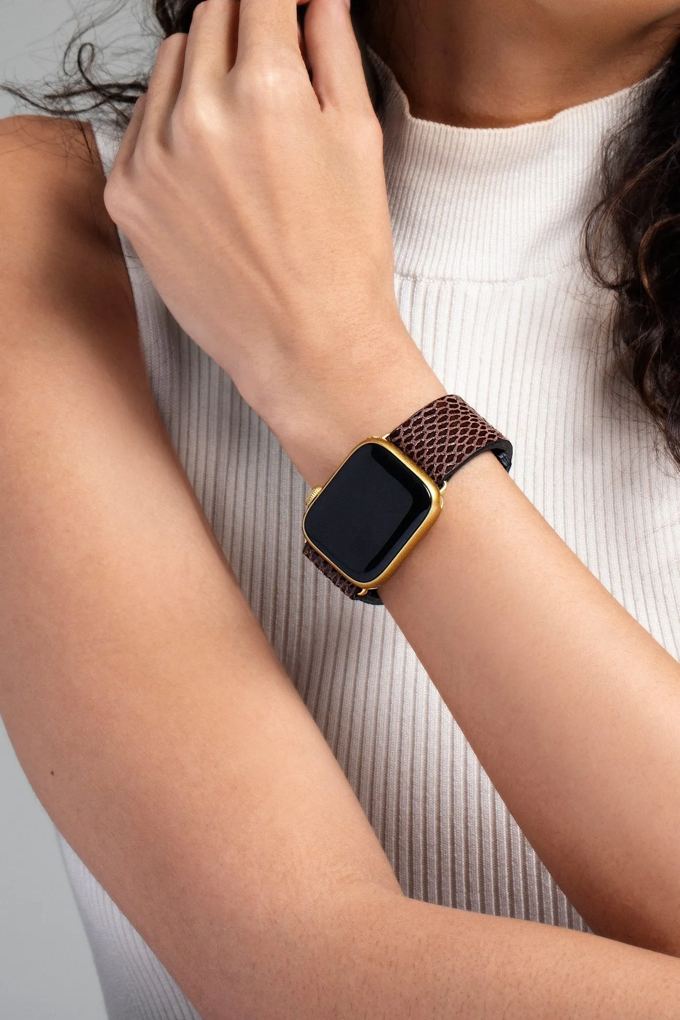 Leather Scale Apple Watch Band sold by SAACHI product image thumbnail 2