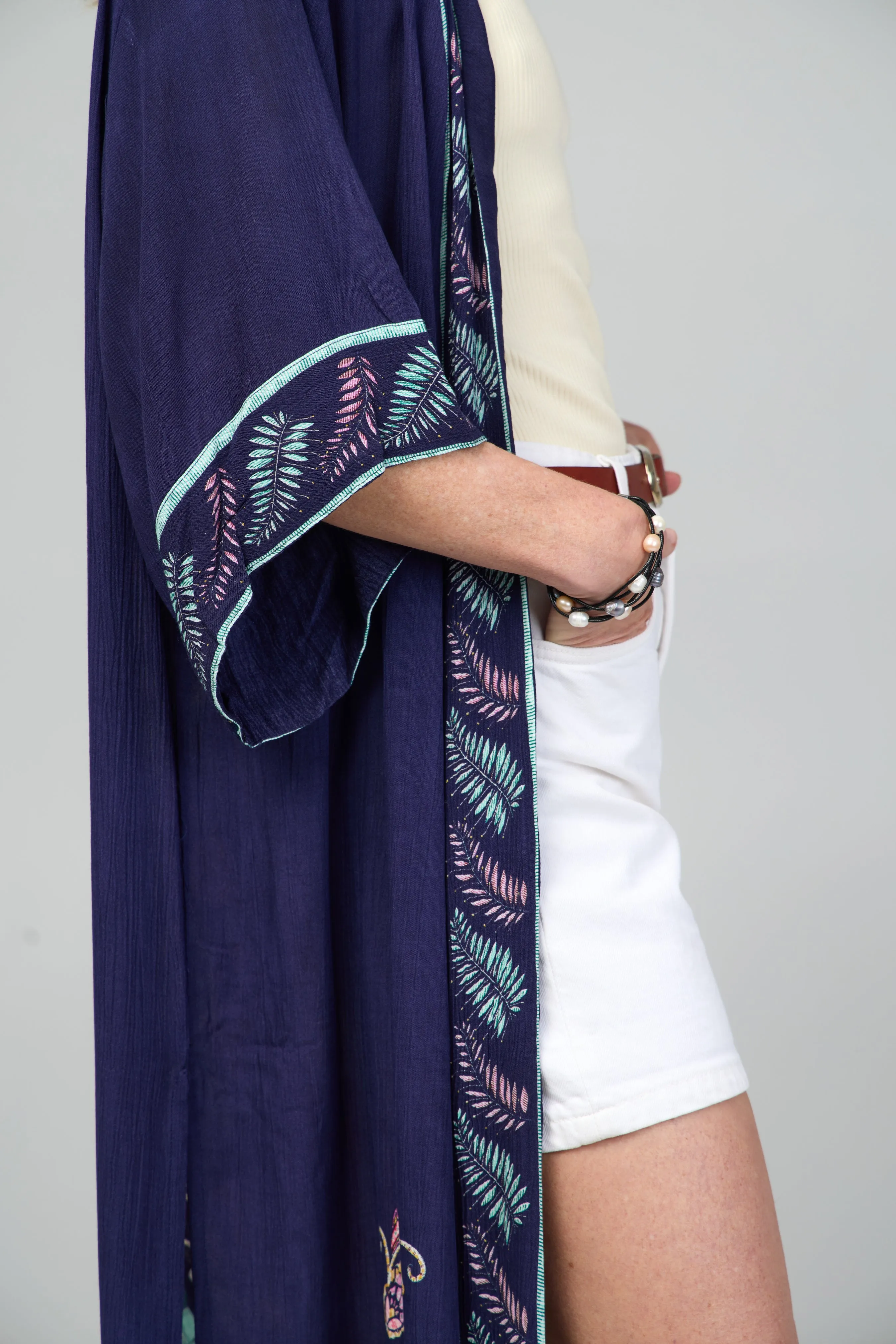 Flowy Paisley Kimono Long sold by SAACHI product image thumbnail 3