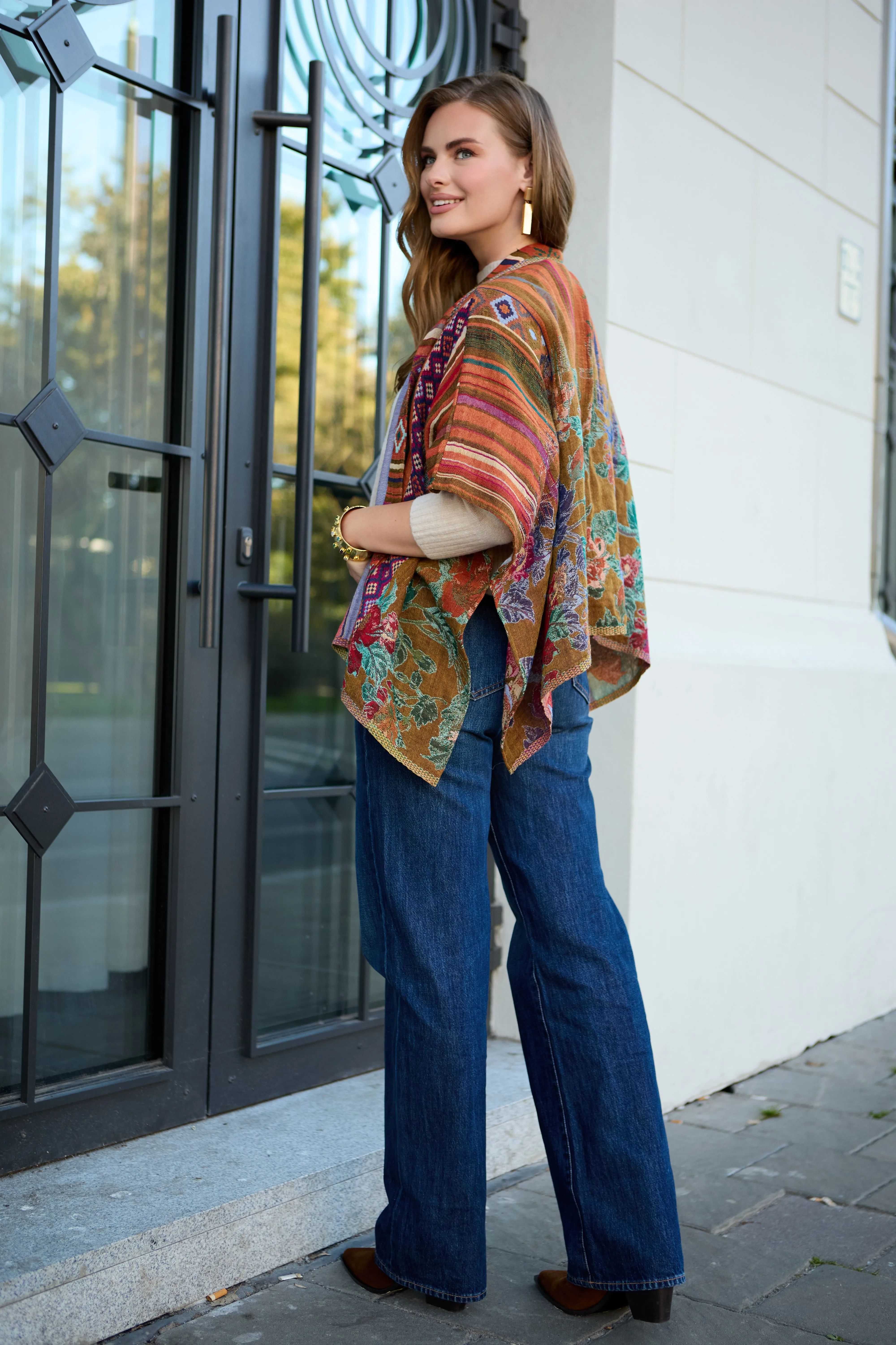 Floral Geometric Short Open Poncho sold by SAACHI product image thumbnail 2