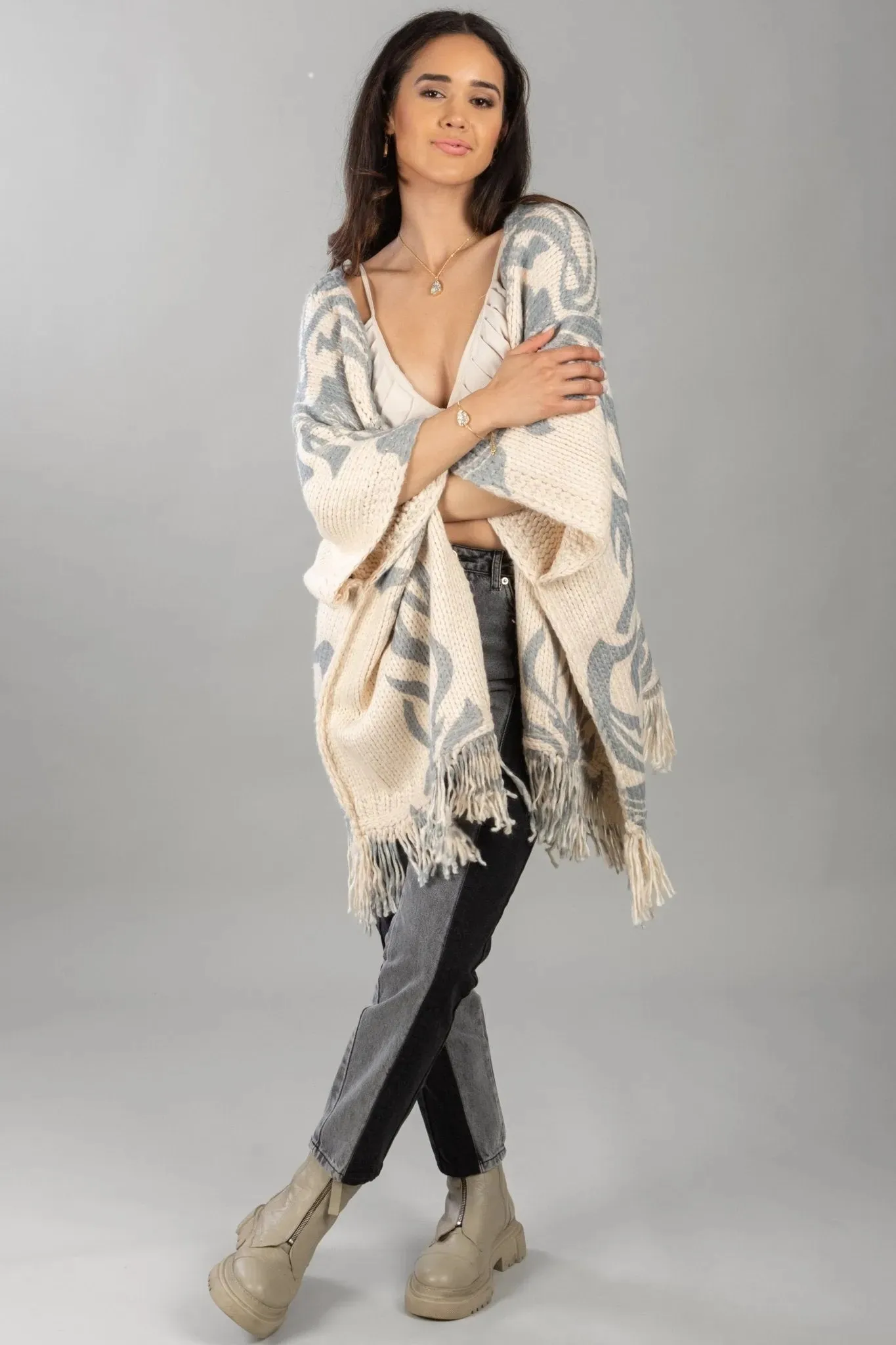 Knit Tassel Kimono sold by SAACHI product image thumbnail 5
