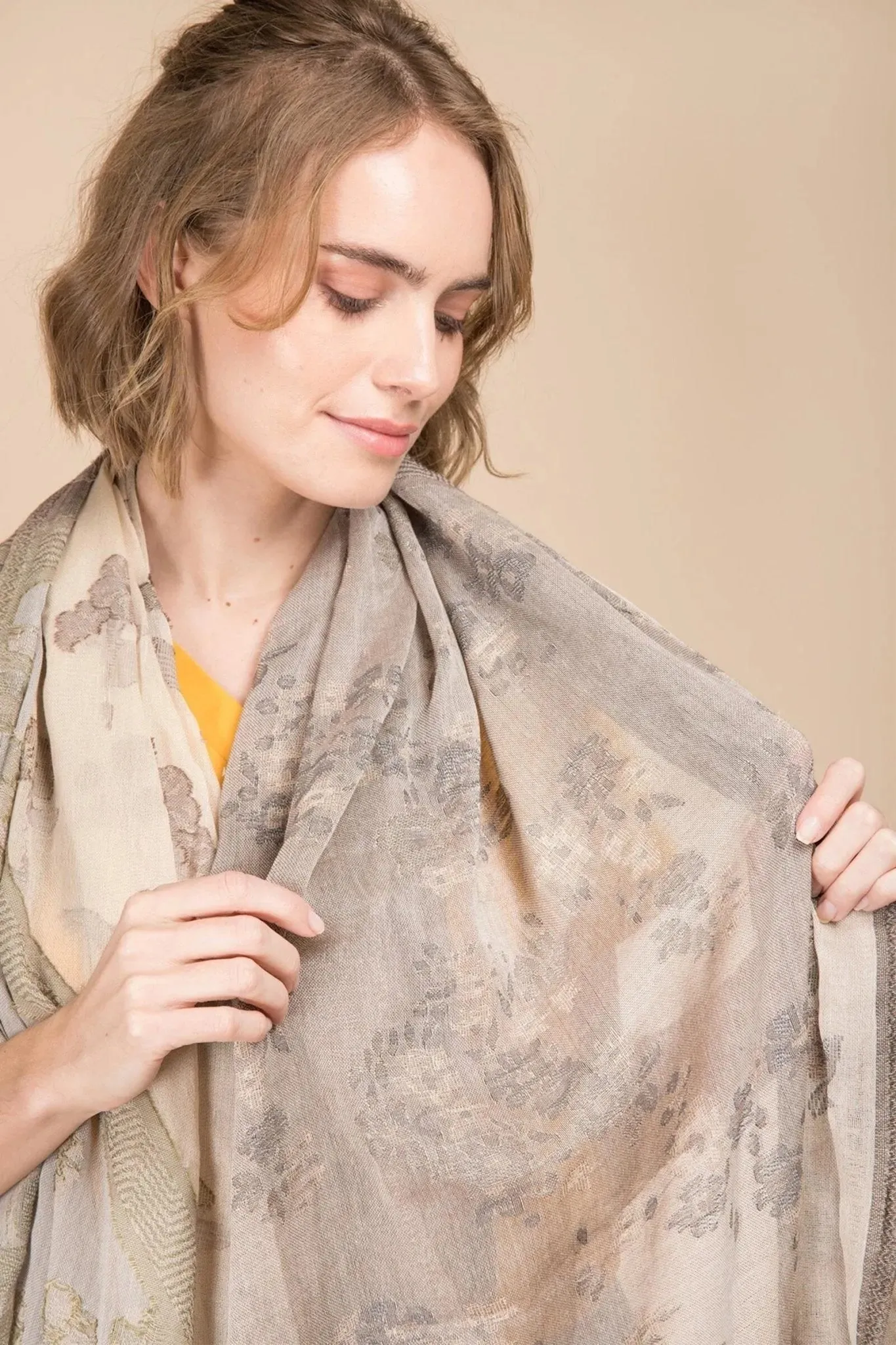 Haryana Scarf sold by SAACHI product image thumbnail 2